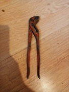 Kleszcze do instalacji wodnej Brinko 685