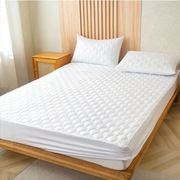 NOWY Ochraniacz Nakładka na materac wodoodporny 200 x 220 cm biały na gumce