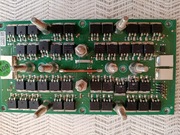 Płytka z elementami do demontażu