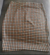 Spódniczka mini trapezowa w kratę na gumce 