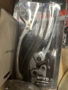 Klamki oryginalne Honda Hornet 600 98-02 sprzęgła i hamulca