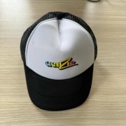 Czapka z daszkiem Genzie