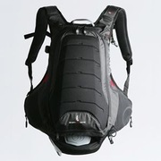 Plecak z ochraniaczem kręgosłupa, żółw, Quechua RN X 9