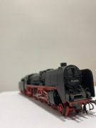 Parowóz Roco BR 01 2137-6 - skala H0