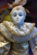 Kolekcjonerska, porcelanowa lalka wenecka, vintage (nr 60)