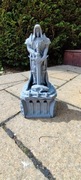 Statue holding a sword 40k