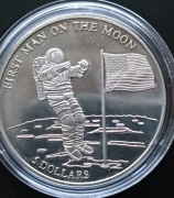5 dolarów 2000Pierwszy człowiek na Księżycu 