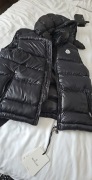 Nowa kamizelka Moncler 