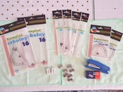 Przybory szkolne: Zestaw geometryczny, linijka, kątomierz, gumki i inne 