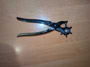 Golarka doskonałej jakości + dziurkacz do pasków skórzanych 