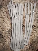 Zamki błyskawiczne szare