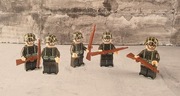 5 figurek + pistolet maszynowy, Klocki konstrukcyjne