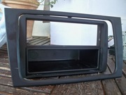 ramka do radia nawigacji Volkswagen Golf 6 Golf VI 5K0858063E 2din