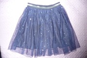 Spódniczka tiulowa w rozmiarze 128.