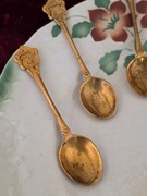 Pozłacane łyżeczki deserowe stara robota PRL 6 sztuk