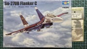 TRUMPETER Su-27 1/144
