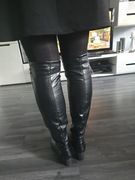 Muszkieterki, kozaki za kolano 