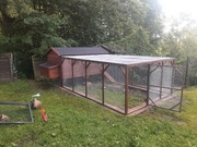 Kurnik dla kur  z wolierą 