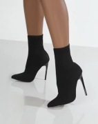 Buty damskie krótkie