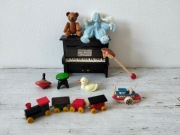 Stara zabawka PRL, miniaturowe mebelki, zabawki, domek dla lalek