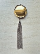 Wisiorek z łańcuszkiem  dł. wisiorka 18cm  stan bardzo dobry