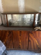 Szafa z okresu PRL z nadstawką 