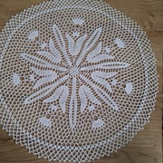 Serwetka szydełkowa na Wielkanoc do koszyka