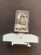 Przekaźnik R15 48V  z gniazdem