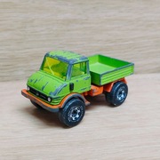 Ciężarówka Siku 1620 Mercedes Unimog Germany.