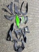 Kawasaki Ninja 400 części owiewka wypełnienie lusterko