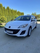 Mazda 3.        
