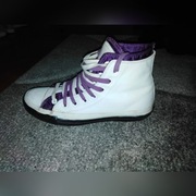 Converse białe ze skórki