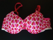 Victoria's Secret 34C / 75C cudowny biustonosz na Walentynki :) w serduszka