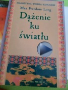 'Dążenie ku światłu' Max Freedom Long