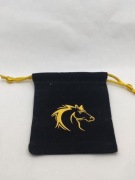 Woreczek welurowy z konia | czarny | złoty nadruk | sakiewka 