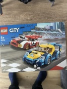 Lego City auta wyscigowe 60256