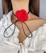 Czerwony choker na szyję mała Róża 6 cm rzemyk