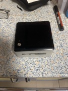 ZESTAW Mini Komputer INTEL NUC - i3-6100u, SSD + HDD, 8 GB DDR4