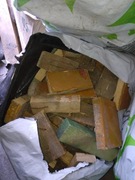 Ścinki kawałki desek deski podłogowe drewno opał lite sosna 10kg