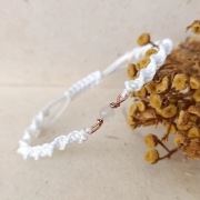 Minimalistyczna bransoletka z Kamieniem Księżycowym. Rękodzieło 