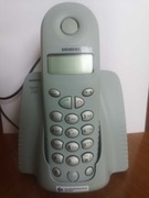 Telefon stacjonarny ze stacją bazową Simenes Gigaset 200 srebrny