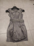 Sukienka szarą elegancka bombka z odkrytymi plecami