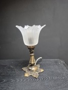 Mosiężna lampa vintage ze szklanym kloszem- secesja