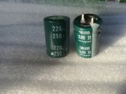 Kondensator 220uF/250V  Nichicon 2szt