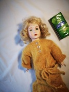 Wysoka lalka porcelanowa porcelain doll