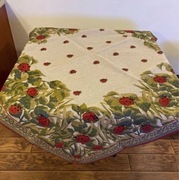 Obrus gobelinowy Biedronki 147/147