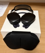 Apple AirPods Max port Lightning 
