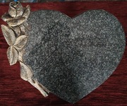 Serce nagrobne granitowe 