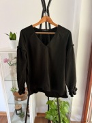 Czarna bluzka z wiskozy Mohito M 38