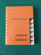 Szeptem temidzie-Andrzej Błachowski